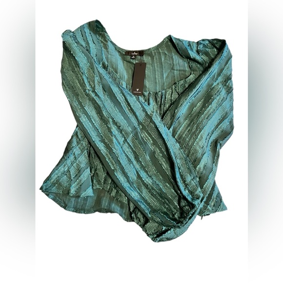 Lulus  Spread the Cheer Green Peplum Blouse Sz. M NWT - Picture 7 of 10